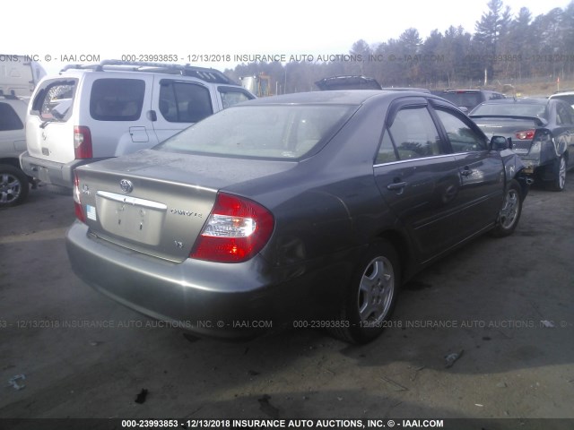 4T1BF32K82U519280 - 2002 TOYOTA CAMRY LE/XLE/SE GRAY photo 4