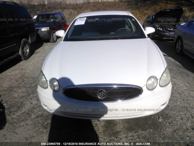 2G4WC582361100641 - 2006 BUICK LACROSSE CX WHITE photo 6