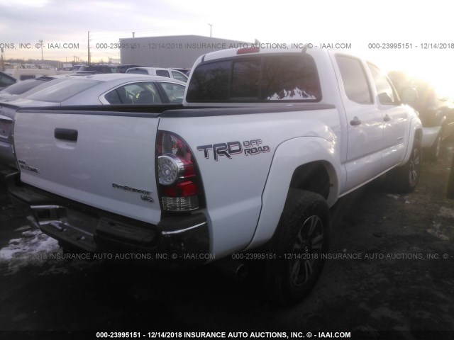 3TMJU4GN1FM182993 - 2015 TOYOTA TACOMA DOUBLE CAB PRERUNNER WHITE photo 4