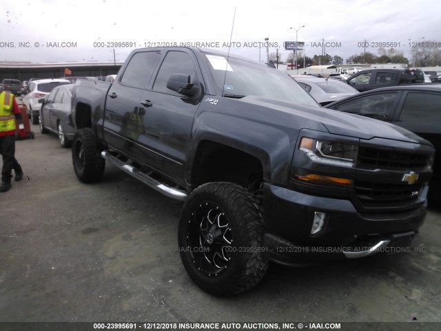 3GCUKREC3JG416723 - 2018 CHEVROLET SILVERADO K1500 LT GRAY photo 1