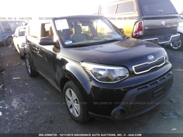 KNDJN2A20G7318137 - 2016 KIA SOUL BLACK photo 1