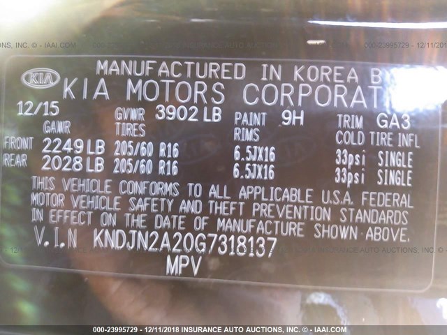 KNDJN2A20G7318137 - 2016 KIA SOUL BLACK photo 9