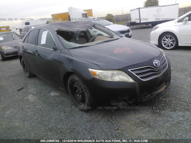 4T4BF3EK6BR117520 - 2011 TOYOTA CAMRY SE/LE/XLE 灰色 照片 1