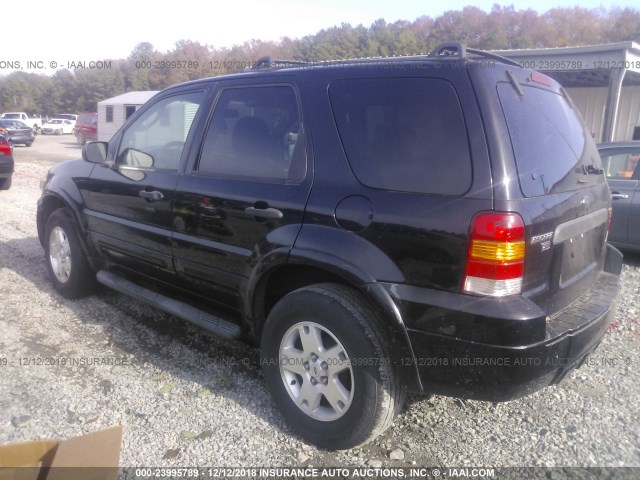 1FMYU03127KA83761 - 2007 FORD ESCAPE BLACK photo 3