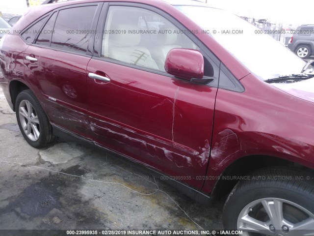 JTJGW31U082006734 - 2008 LEXUS RX 400H RED photo 6