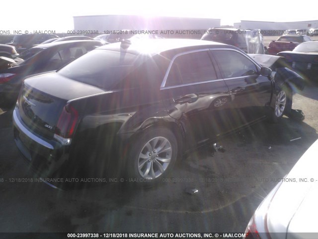 2C3CCAAG2FH779657 - 2015 CHRYSLER 300 LIMITED BLACK photo 4
