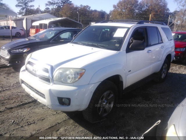 JTEZU14R168047442 - 2006 TOYOTA 4RUNNER SR5/SPORT WHITE photo 2