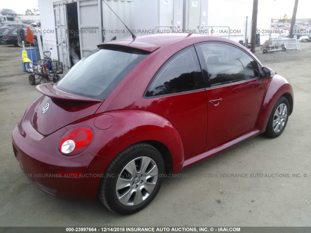 3VWPG31C68M502280 - 2008 VOLKSWAGEN NEW BEETLE S RED photo 4