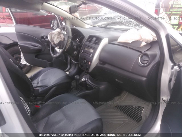 3N1CE2CP7GL396866 - 2016 NISSAN VERSA NOTE S/S PLUS/SV/SL/SR SILVER photo 5