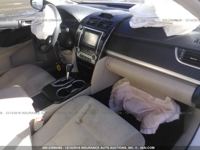 4T1BF1FK4DU260661 - 2013 TOYOTA CAMRY L/SE/LE/XLE Ağ foto 5