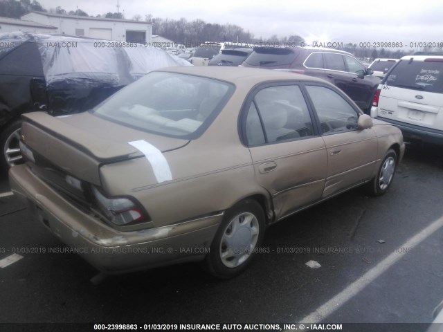 2T1BB02E3TC142980 - 1996 TOYOTA COROLLA DX GOLD photo 4