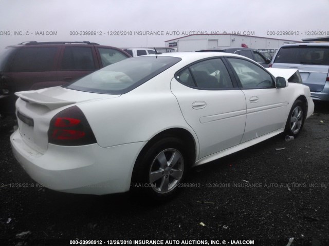2G2WP552081174572 - 2008 PONTIAC GRAND PRIX WHITE photo 4