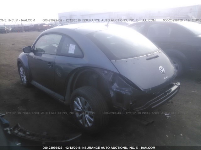 3VWFD7AT9JM715886 - 2018 VOLKSWAGEN BEETLE S/COAST GRAY photo 3