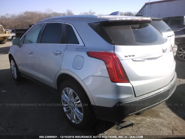 1GYKNERS8JZ128537 - 2018 CADILLAC XT5 PREMIUM LUXURY SILVER photo 3