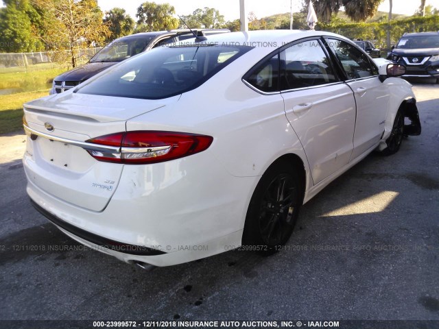 3FA6P0LU9JR269349 - 2018 FORD FUSION SE HYBRID WHITE photo 4