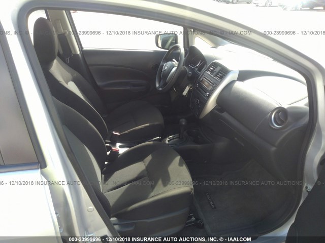 3N1CE2CP6GL385938 - 2016 NISSAN VERSA NOTE S/S PLUS/SV/SL/SR SILVER photo 5