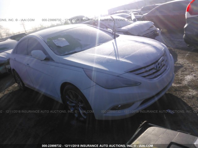 5NPEC4AB5CH497557 - 2012 HYUNDAI SONATA SE/LIMITED WHITE photo 1