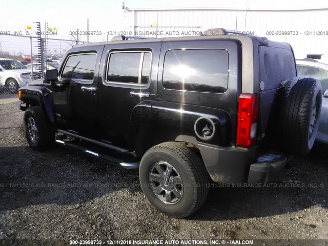 5GTDN136768106313 - 2006 HUMMER H3 BLACK photo 3