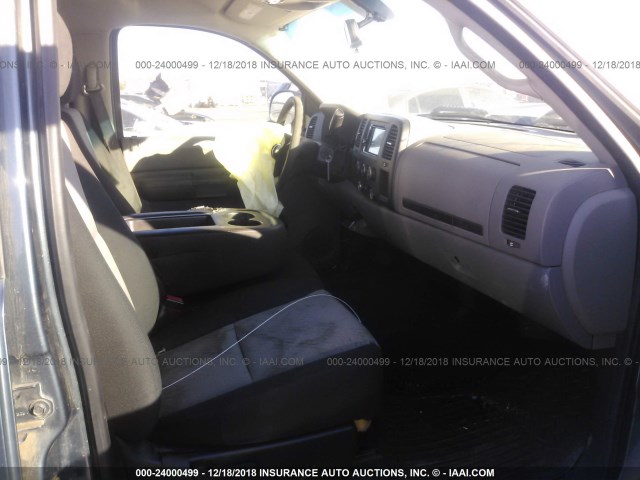 2GCEC13C971633345 - 2007 CHEVROLET SILVERADO C1500 CREW CAB GRAY photo 5