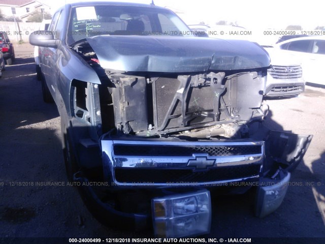 2GCEC13C971633345 - 2007 CHEVROLET SILVERADO C1500 CREW CAB GRAY photo 6