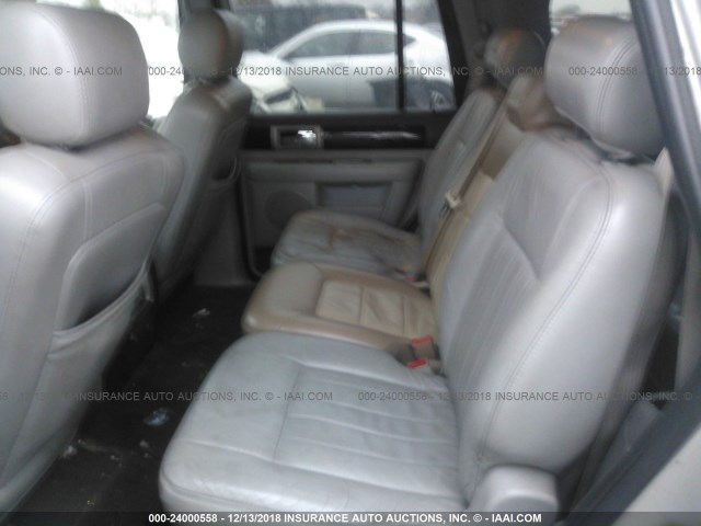 5LMFU28R14LJ05074 - 2004 LINCOLN NAVIGATOR Күміс фото 8