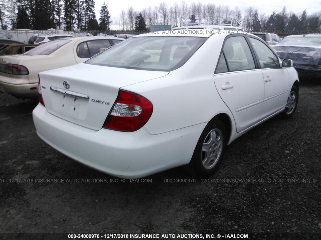 4T1BE32K62U006533 - 2002 TOYOTA CAMRY LE/XLE/SE WHITE photo 4