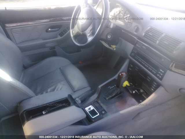 WBADT43443G028214 - 2003 BMW 525 I AUTOMATIC WHITE photo 4