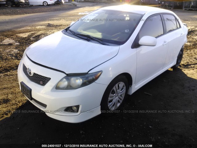 1NXBU40E79Z062710 - 2009 TOYOTA COROLLA S/LE/XLE WHITE photo 2