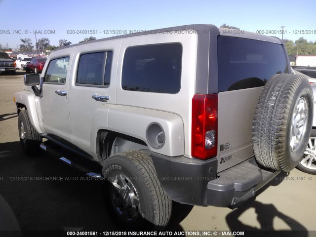 5GTDN13E578124205 - 2007 HUMMER H3 GRAY photo 3