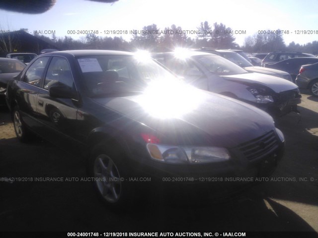 4T1BF28K1WU043431 - 1998 TOYOTA CAMRY CE/LE/XLE 黑色 照片 1