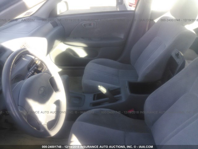 4T1BF28K1WU043431 - 1998 TOYOTA CAMRY CE/LE/XLE 黑色 照片 5