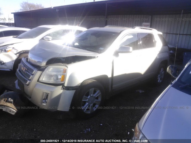 2GKALSEK0D6269375 - 2013 GMC TERRAIN SLE GOLD photo 2