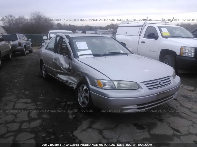 4T1BG22K1XU406138 - 1999 TOYOTA CAMRY CE/LE/XLE TAN photo 1