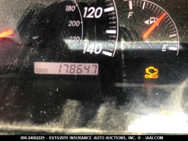 4T1BE32K75U065126 - 2005 TOYOTA CAMRY LE/XLE/SE SILVER photo 7