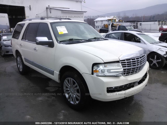5LMFU28517LJ03472 - 2007 LINCOLN NAVIGATOR WHITE photo 1