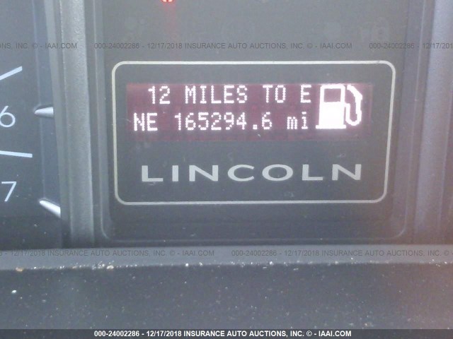 5LMFU28517LJ03472 - 2007 LINCOLN NAVIGATOR WHITE photo 7