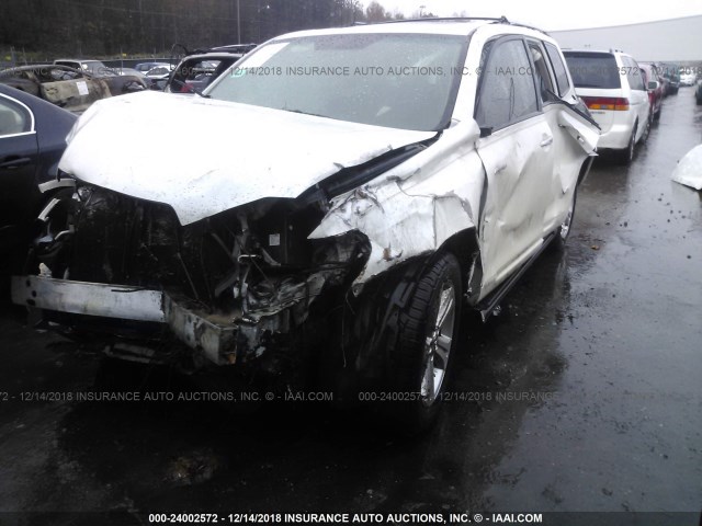 JTEES42A882028248 - 2008 TOYOTA HIGHLANDER LIMITED WHITE photo 2