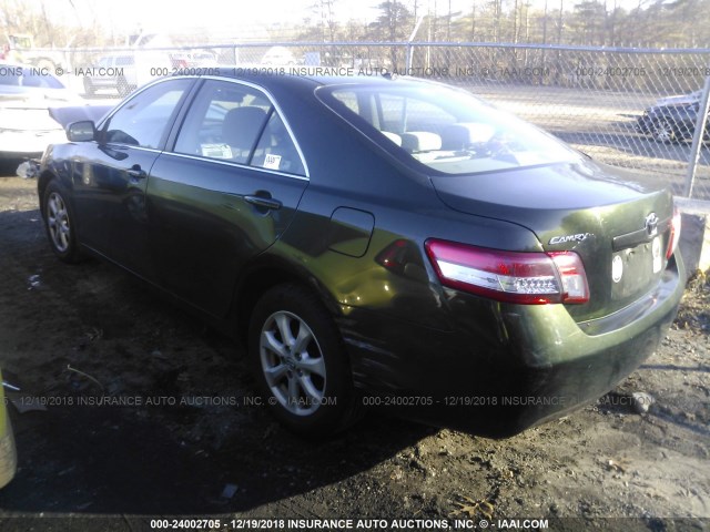 4T4BF3EK8BR113792 - 2011 TOYOTA CAMRY SE/LE/XLE 绿色 照片 3