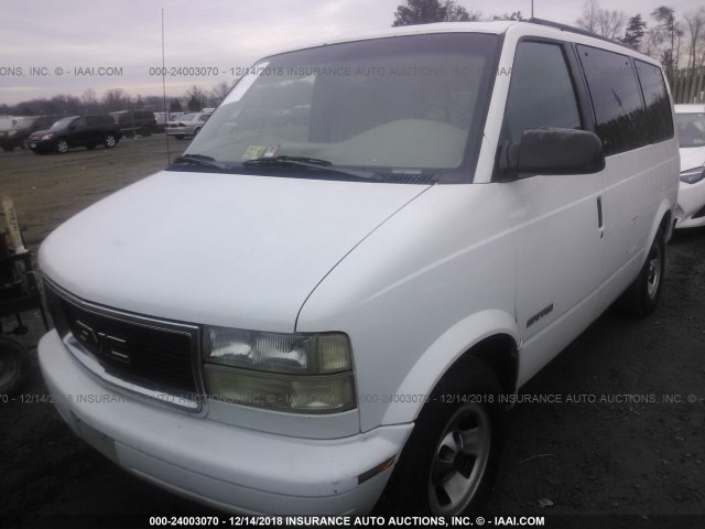 1GKDM19W21B519872 - 2001 GMC SAFARI XT WHITE photo 2