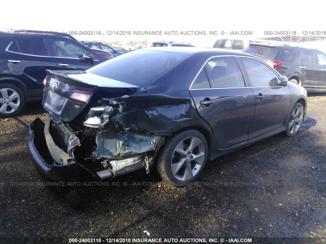 4T1BF1FK1EU447406 - 2014 TOYOTA CAMRY L/SE/LE/XLE 深蓝色 照片 4