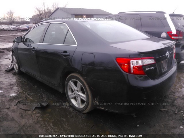 4T1BF1FK2EU338100 - 2014 TOYOTA CAMRY L/SE/LE/XLE 黑色 照片 3