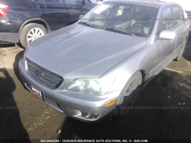 JTHBD192X30080000 - 2003 LEXUS IS 300 GRAY photo 6