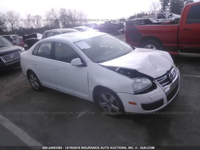 3VWRM71K49M081788 - 2009 VOLKSWAGEN JETTA SE/SEL WHITE photo 1