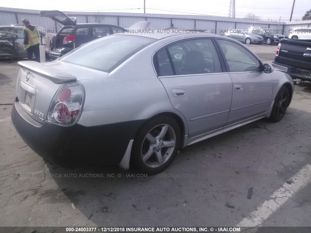 1N4BL11D35C389557 - 2005 NISSAN ALTIMA SE/SL/SE-R SILVER photo 4