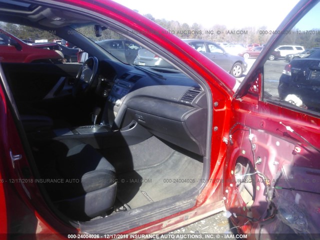 4T1BE46K09U283401 - 2009 TOYOTA CAMRY SE/LE/XLE 红色 照片 5