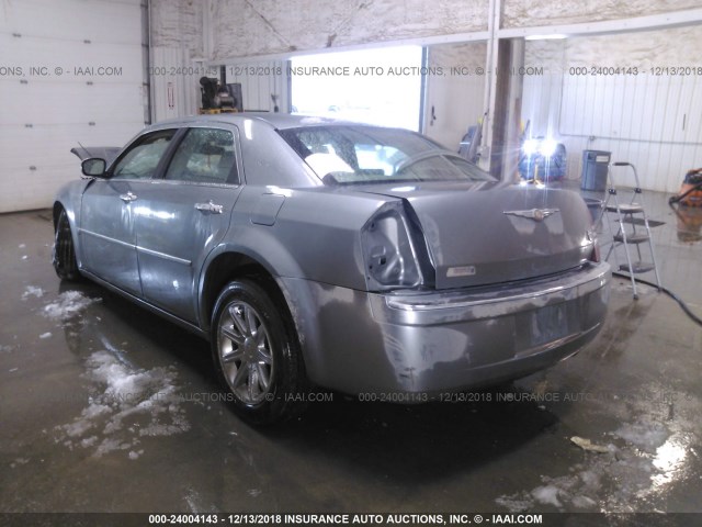 2C3KA63H16H244291 - 2006 CHRYSLER 300C SILVER photo 3