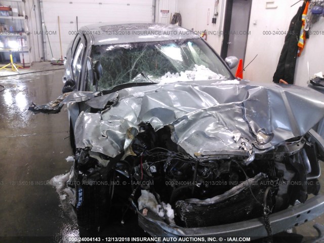 2C3KA63H16H244291 - 2006 CHRYSLER 300C SILVER photo 6