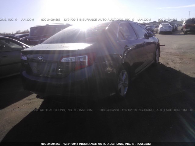 4T1BF1FK1EU839446 - 2014 TOYOTA CAMRY L/SE/LE/XLE GRAY photo 4