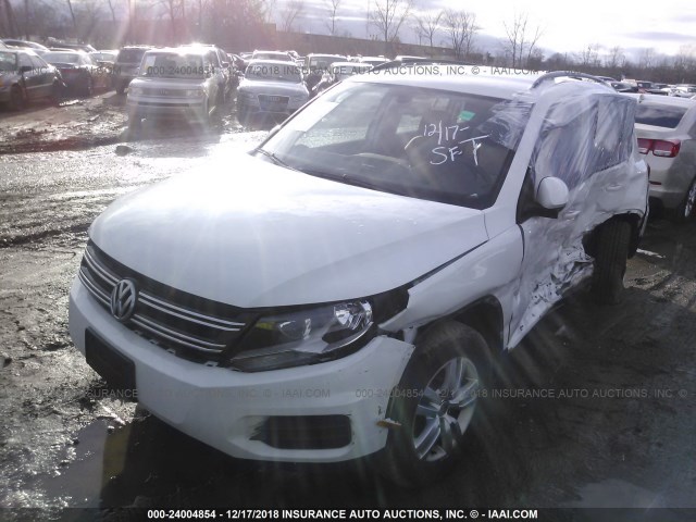 WVGBV7AX5HK038477 - 2017 VOLKSWAGEN TIGUAN S/LIMITED WHITE photo 2