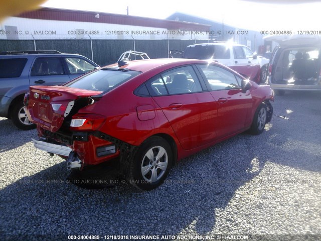 1G1BC5SM7H7265071 - 2017 CHEVROLET CRUZE RED photo 4